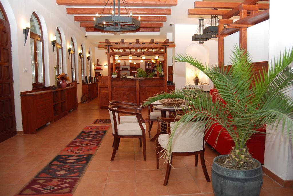 Popova Kula Hotel & Winery Demir Kapija Bagian luar foto